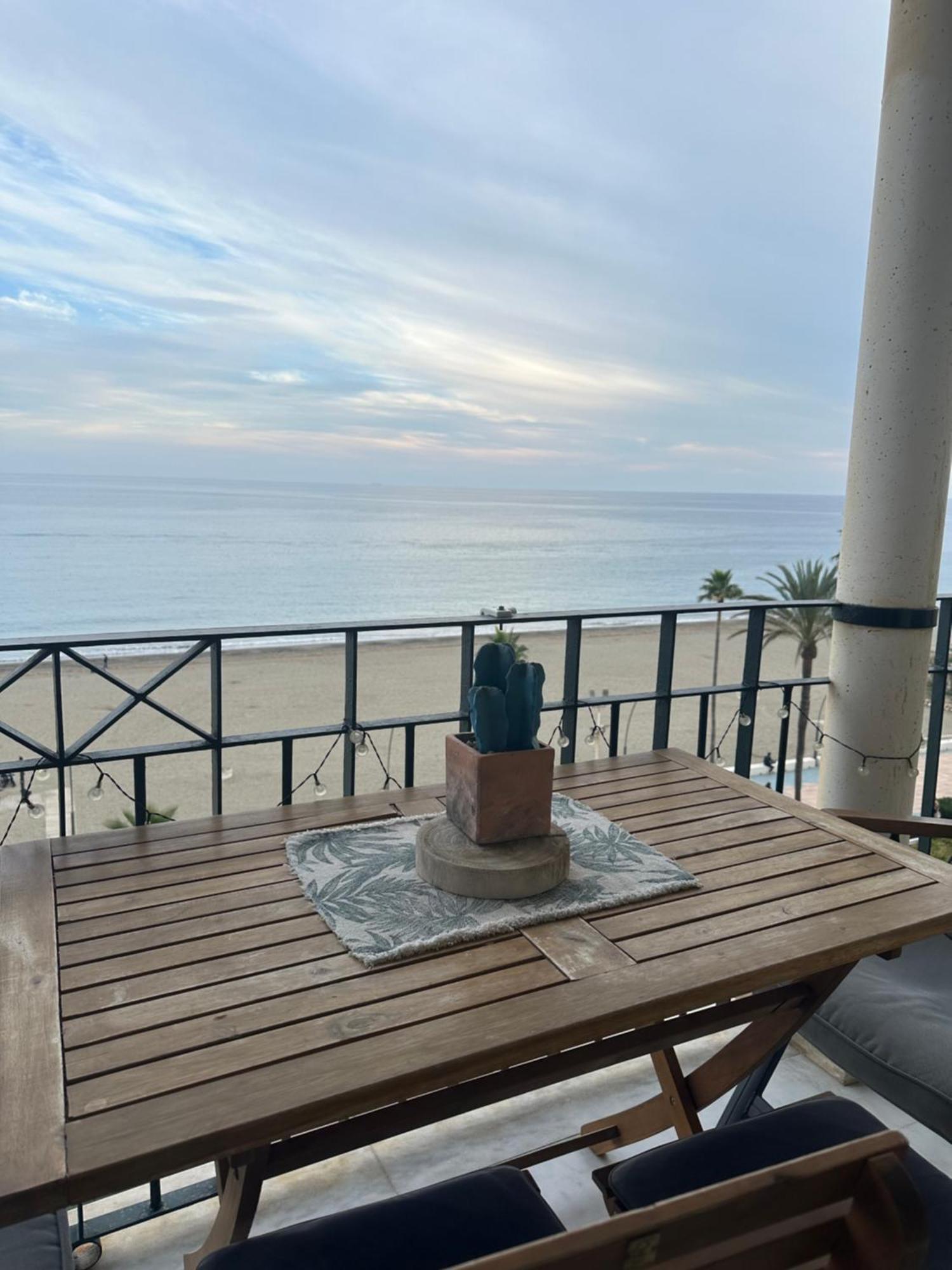 Pepe Beach Vista Al Mar Apartment Estepona Exteriér fotografie
